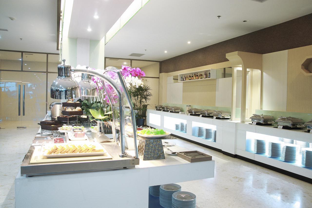 Platinum Hotel & Convention Hall Balikpapan Eksteriør bilde